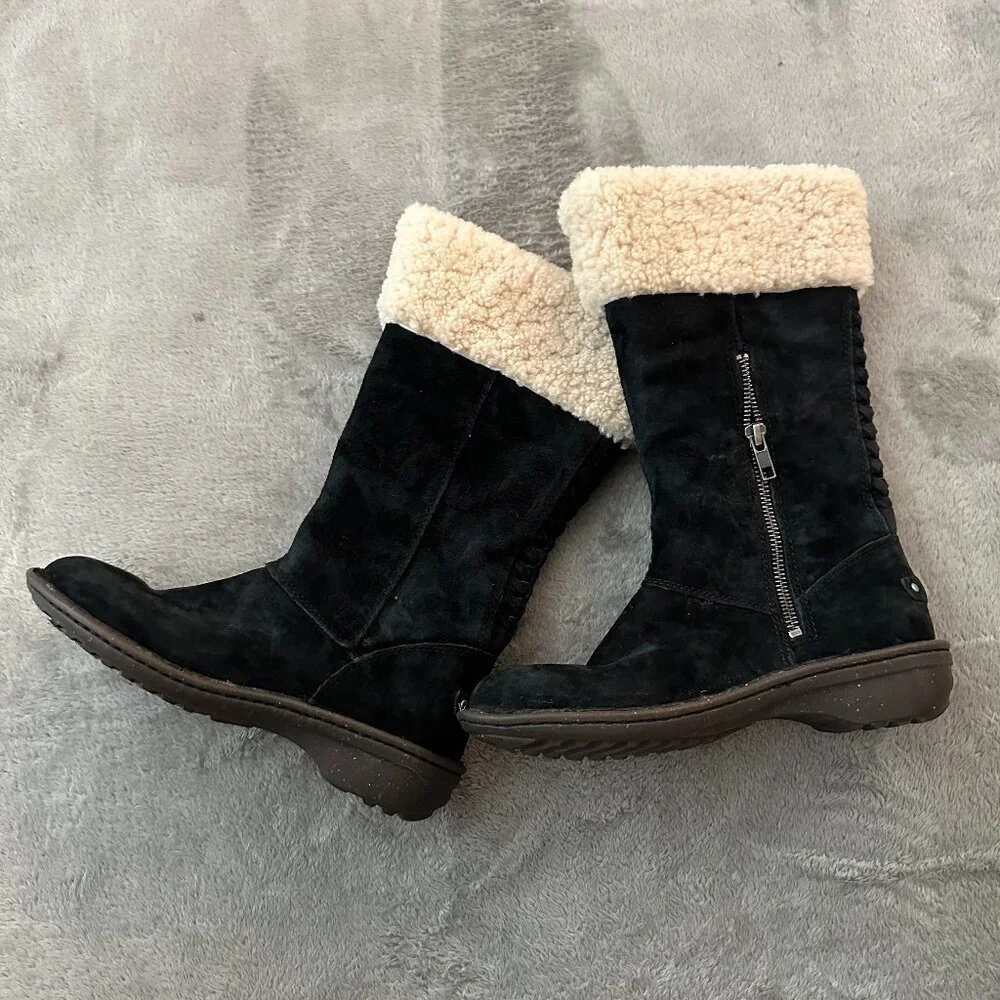 Ugg Karyn Suede Sheepskin Tall Cuffed Boots Women's size 6